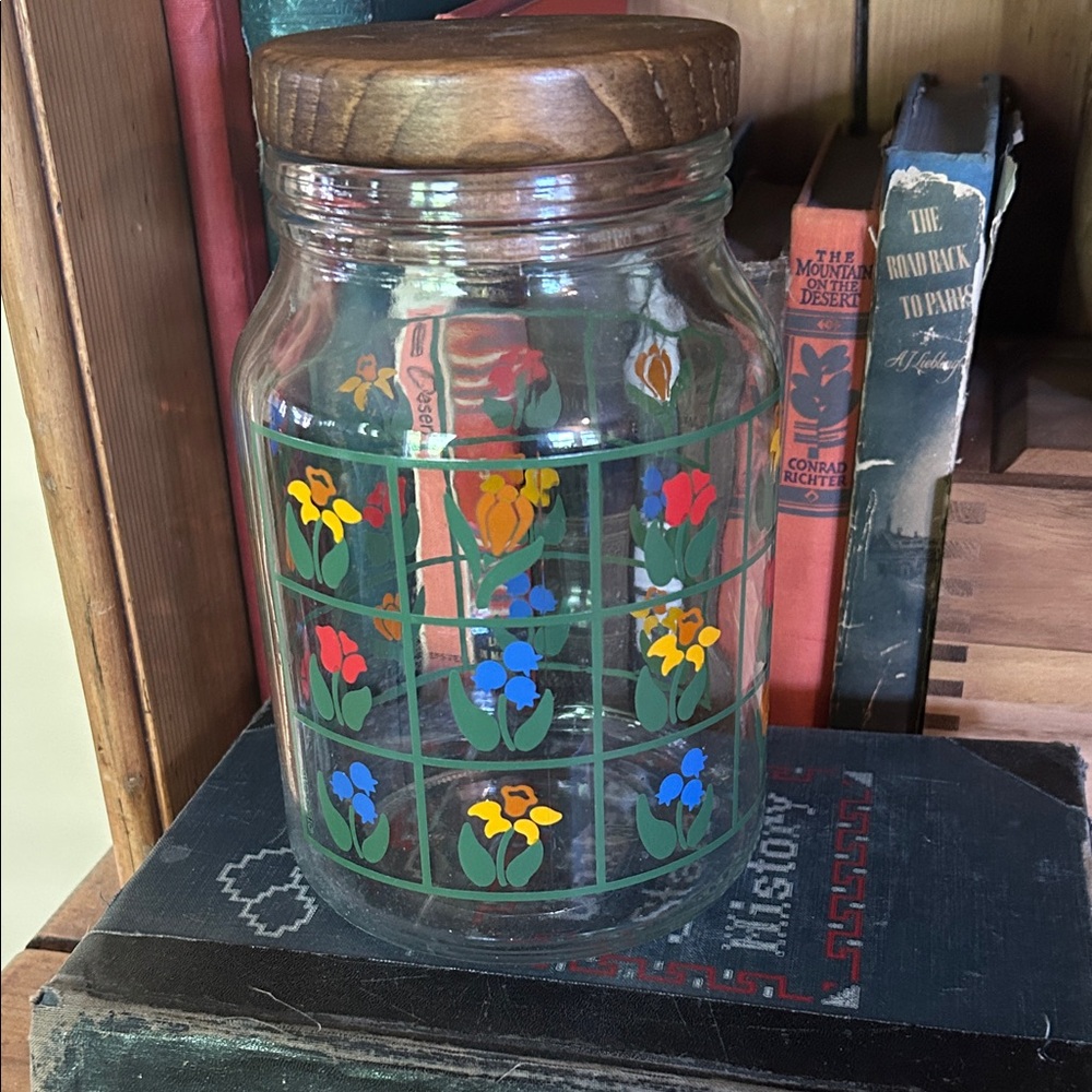 VINTAGE 1983 Anchor Hocking Glass Jar Canister with Wooden Lid Floral Design